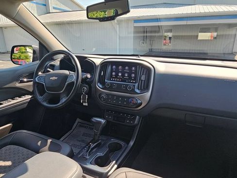 Used 2019 Chevrolet Colorado Z71 AWD/4WD image 16