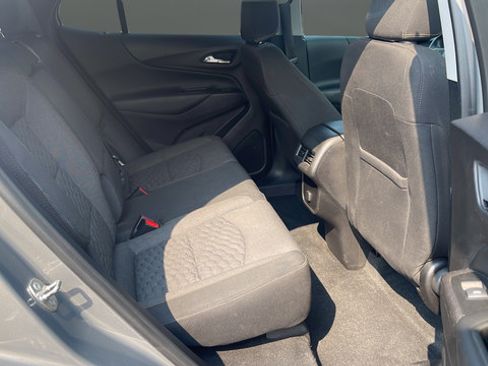 Used 2018 Chevrolet Equinox LT AWD/4WD image 26