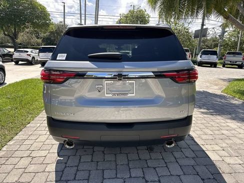 Used 2023 Chevrolet Traverse LT FWD image 36