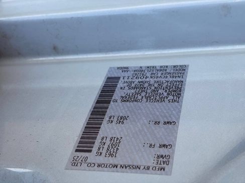 Certified 2025 Nissan Altima 2.5 SR FWD image 33