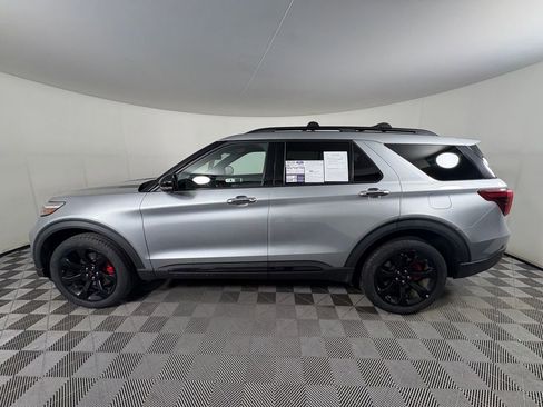 Certified 2023 Ford Explorer ST w/ Equipment Group 401A image 4