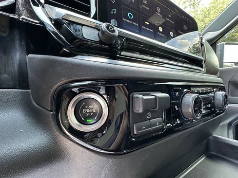 Used 2024 Chevrolet Silverado 3500 High Country w/ High Country Premium Package image 25