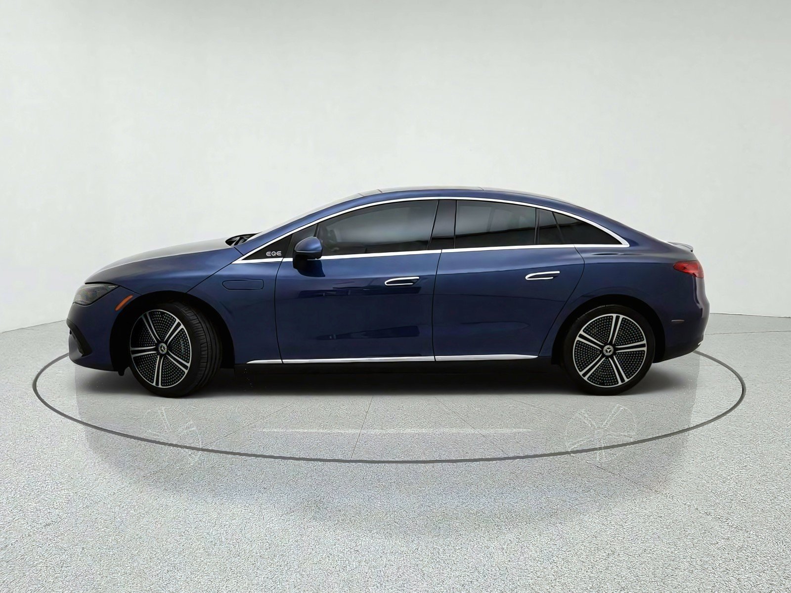 Certified 2023 Mercedes-Benz EQE 350+ Sedan w/ Pinnacle Trim Package image 14