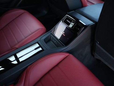 Used 2025 Porsche Panamera GTS image 16