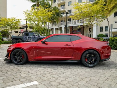 Used 2021 Chevrolet Camaro ZL1 image 34