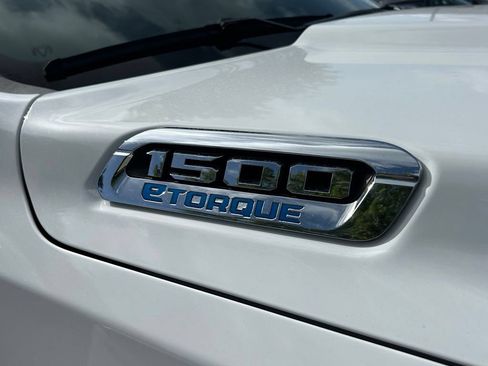 Used 2023 RAM 1500 Big Horn AWD/4WD image 4