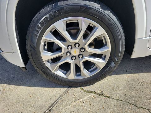 Used 2020 Chevrolet Traverse Premier w/ LPO, Floor Liner Package image 33