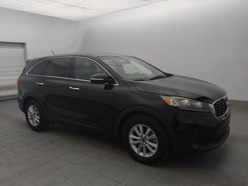Used 2019 Kia Sorento FWD V6 image 11