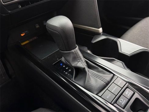 Used 2025 Toyota Camry LE image 20