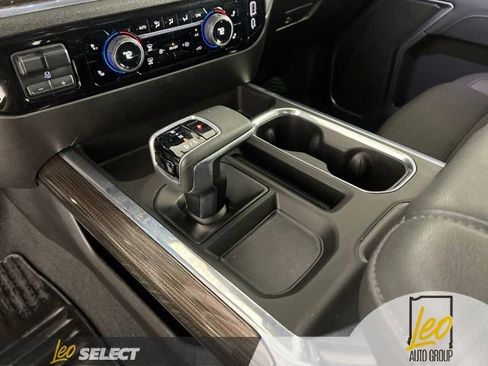 Used 2025 Chevrolet Silverado 1500 LT w/ Z71 Off-Road Package AWD/4WD image 25