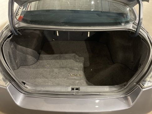 Used 2012 Nissan Altima 3.5 SR w/ Sport Pkg image 5