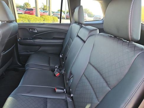 Used 2019 Honda Passport EX-L image 12