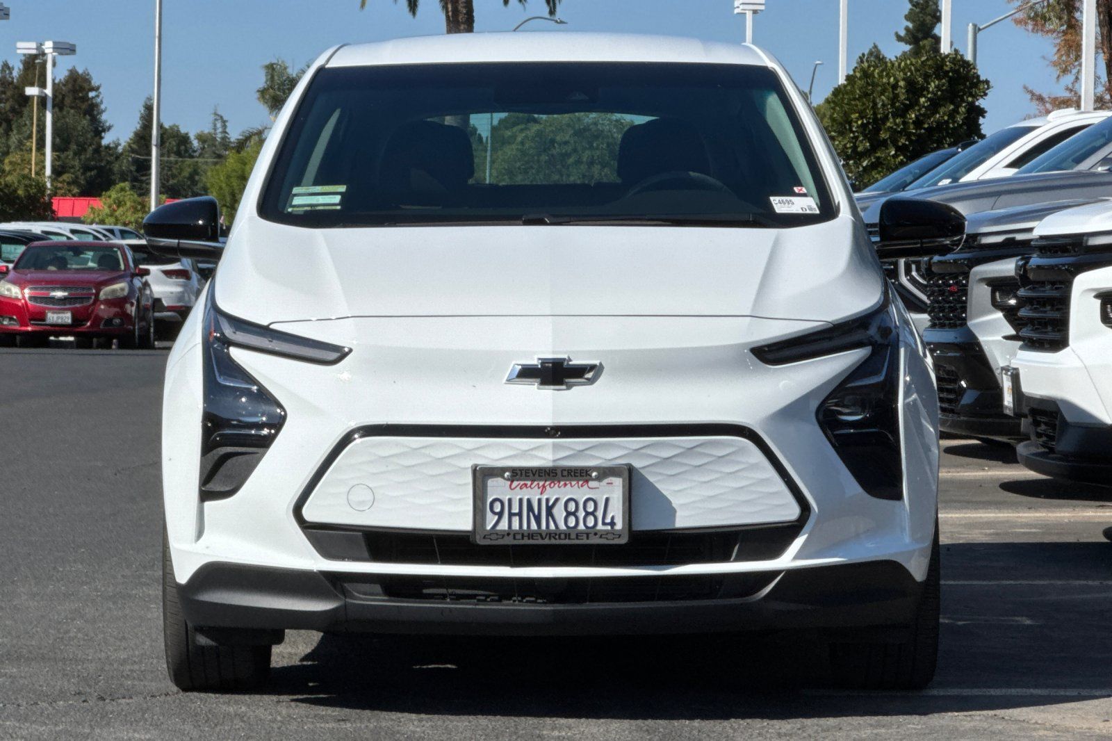 Used 2023 Chevrolet Bolt LT w/ Infotainment Package FWD image 10