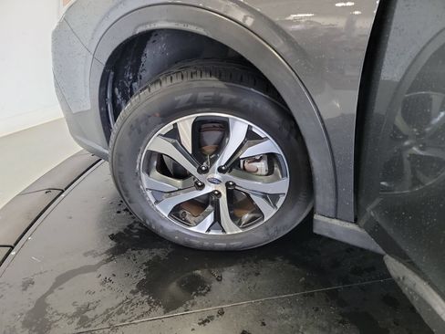 Used 2022 Subaru Outback Touring XT AWD/4WD image 30