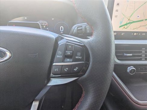 Used 2025 Ford Explorer ST-Line image 14