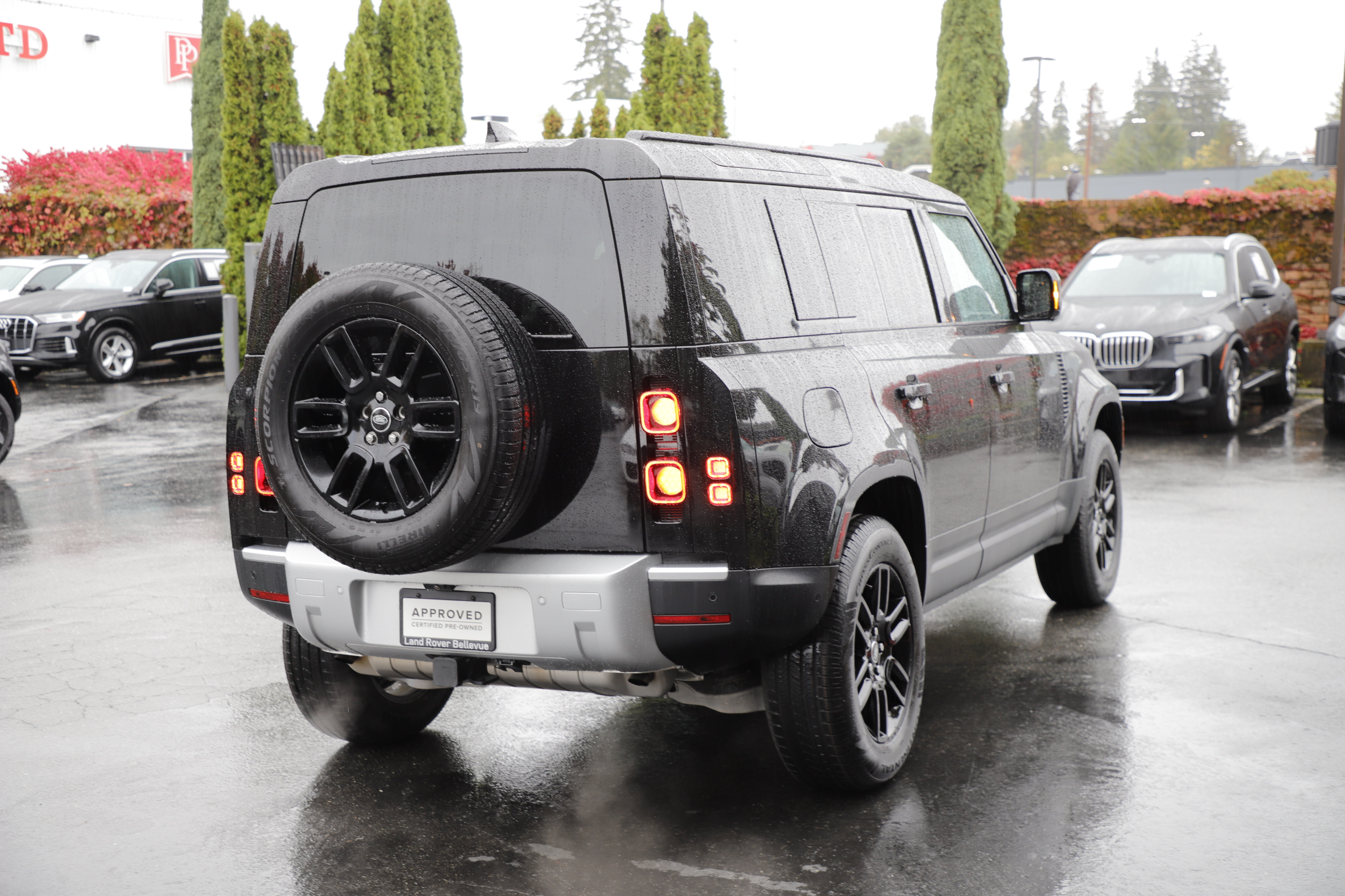 Used 2025 Land Rover Defender 110 S AWD/4WD image 6