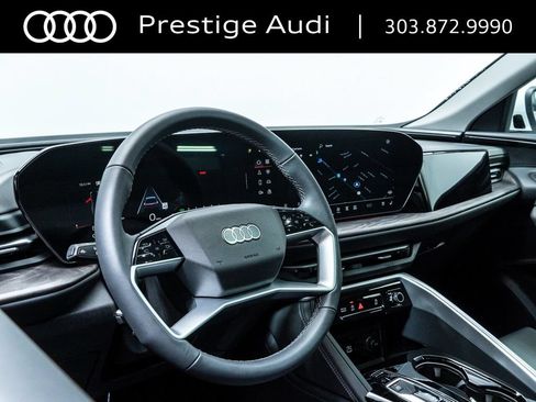 Used 2025 Audi Q5 Premium Plus w/ Premium Plus AWD/4WD image 14