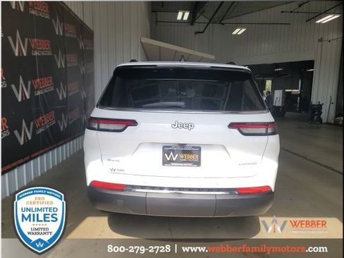 New 2025 Jeep Grand Cherokee L Laredo w/ Luxury Tech Group I image 9