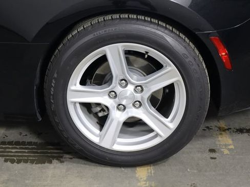 Used 2019 Chevrolet Camaro LT RWD image 43