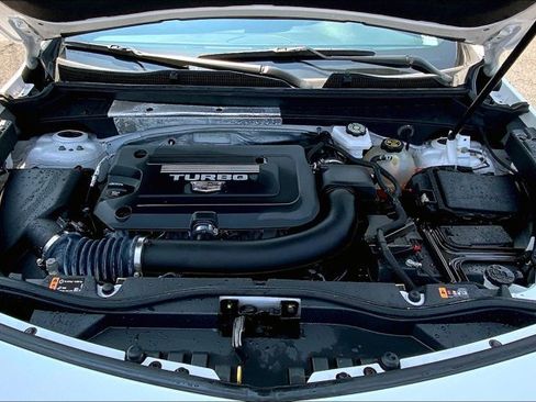 Used 2023 Cadillac XT4 Sport w/ Cold Weather Package image 9