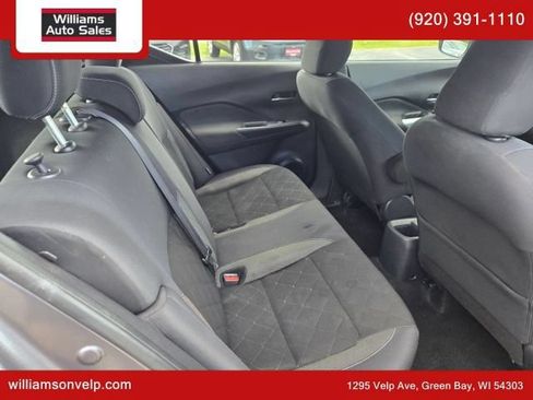 Used 2020 Nissan Kicks SV FWD image 18