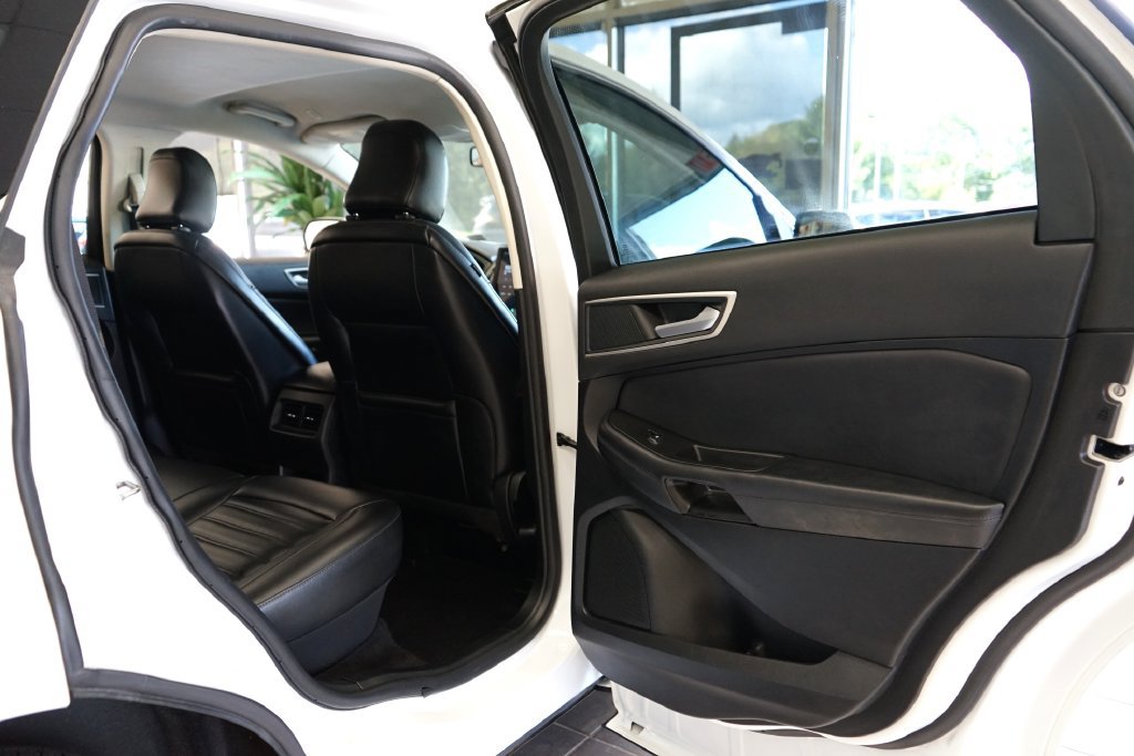 Used 2024 Ford Edge SEL AWD/4WD image 46