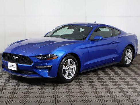 Used 2021 Ford Mustang EcoBoost image 5