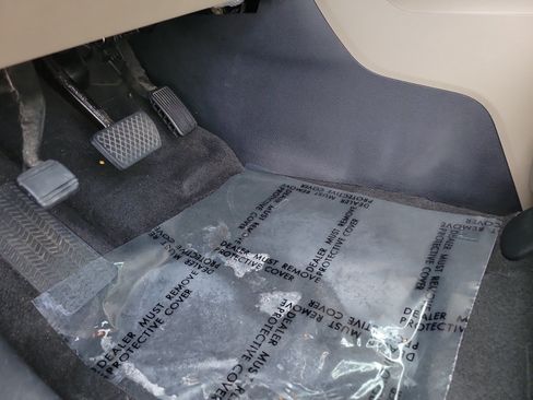 Used 2017 Honda Pilot EX image 16