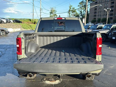 Used 2026 RAM 1500 Big Horn AWD/4WD image 9