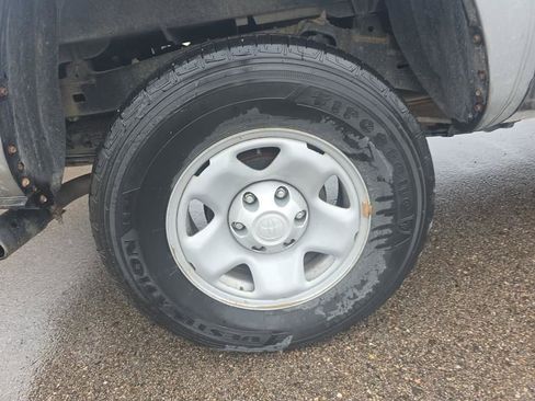 Used 2023 Toyota Tacoma SR AWD/4WD image 20