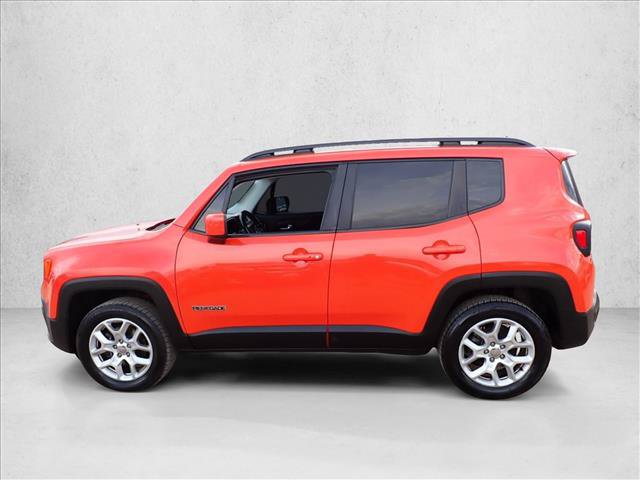 Used 2017 Jeep Renegade Latitude w/ Cold Weather Group AWD/4WD image 2