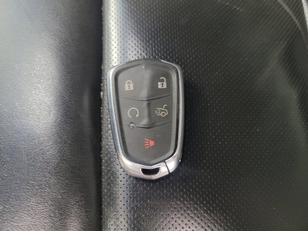 Used 2016 Cadillac XTS Luxury FWD image 32