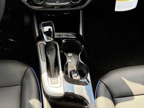 New 2026 Buick Envista Sport Touring FWD image 17