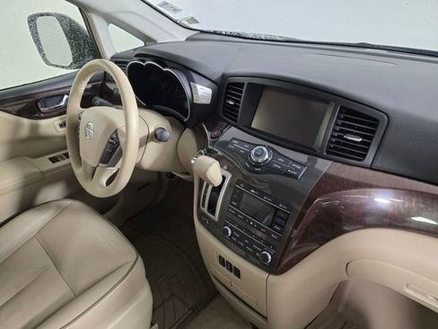Used 2015 Nissan Quest Platinum w/ Protection Package image 10