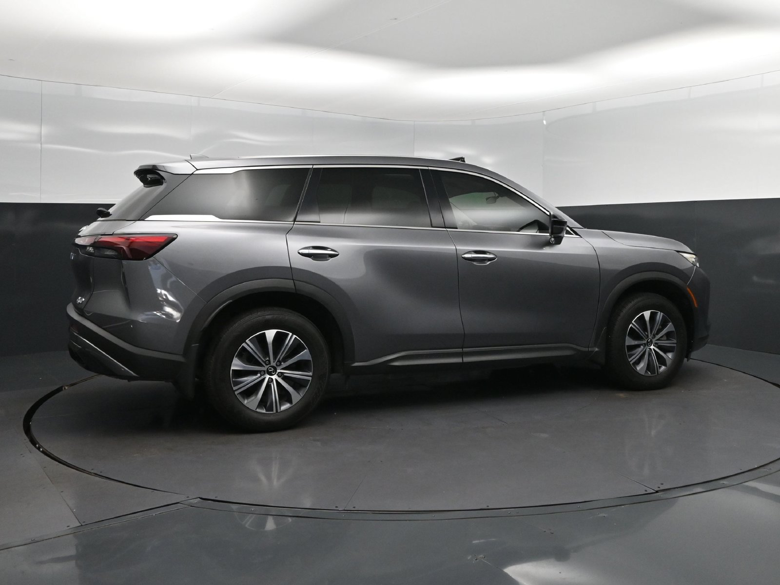Certified 2025 INFINITI QX60 Pure FWD image 8