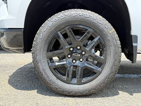 New 2026 Chevrolet Silverado 1500 LT Trail Boss w/ Convenience Package II AWD/4WD image 13