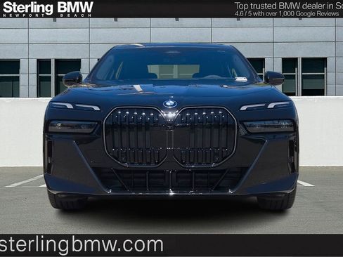 New 2026 BMW i7 eDrive50 w/ M Sport Package RWD image 2