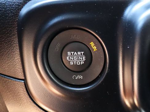 Used 2020 Jeep Wrangler Unlimited Sahara AWD/4WD image 54