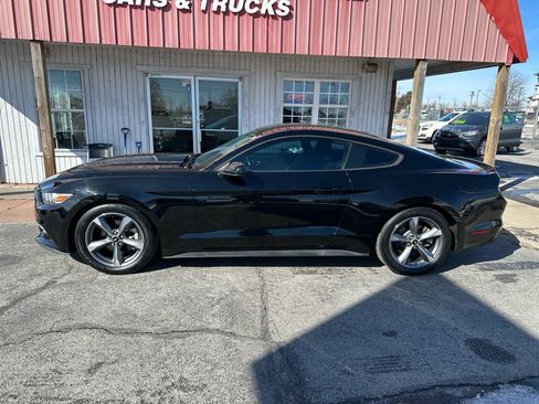 Used 2016 Ford Mustang EcoBoost Coupe image 11