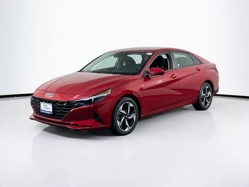 Used 2023 Hyundai Elantra SEL w/ Convenience Package FWD image 1