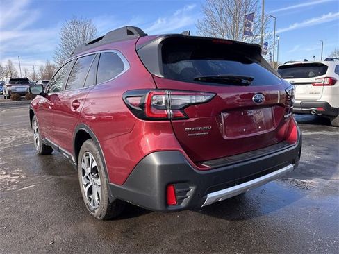 Used 2020 Subaru Outback Limited image 9