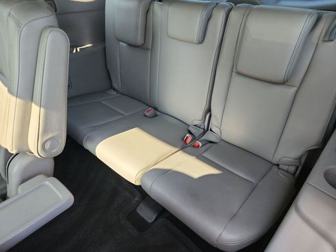 Used 2017 Toyota Highlander XLE AWD/4WD image 15