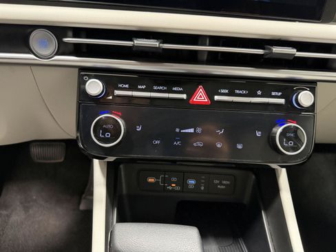 Used 2025 Hyundai Tucson SEL AWD/4WD image 19
