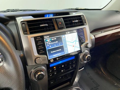 Used 2020 Toyota 4Runner Limited AWD/4WD image 26