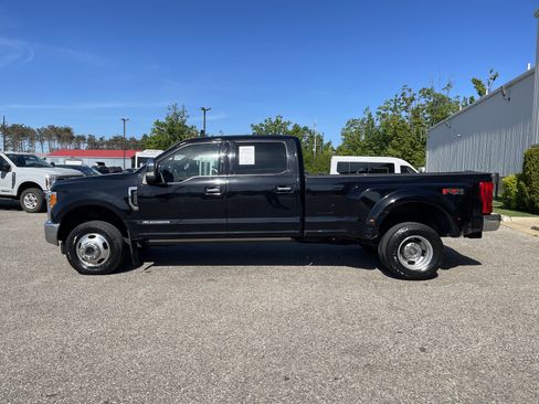 Used 2019 Ford F350 King Ranch w/ King Ranch Ultimate Package AWD/4WD image 6