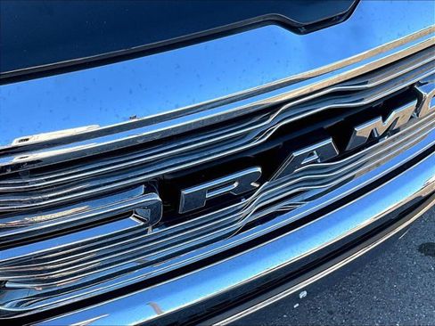 Used 2020 RAM 1500 Laramie image 27