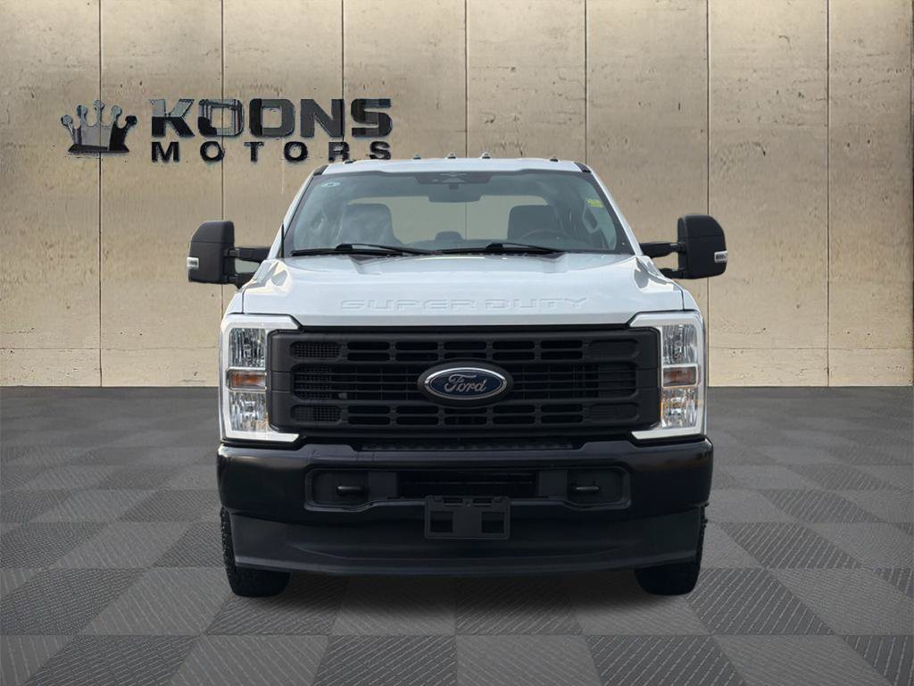 Used 2023 Ford F350 XL AWD/4WD image 3