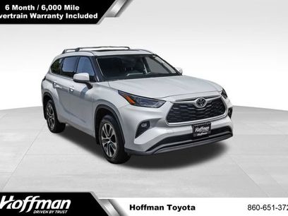 Used 2022 Toyota Highlander XLE