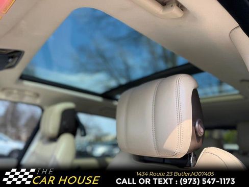 Used 2018 Land Rover Range Rover Sport HSE image 18