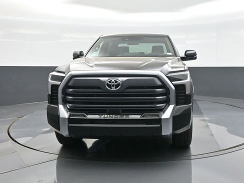 New 2026 Toyota Tundra Limited AWD/4WD image 3